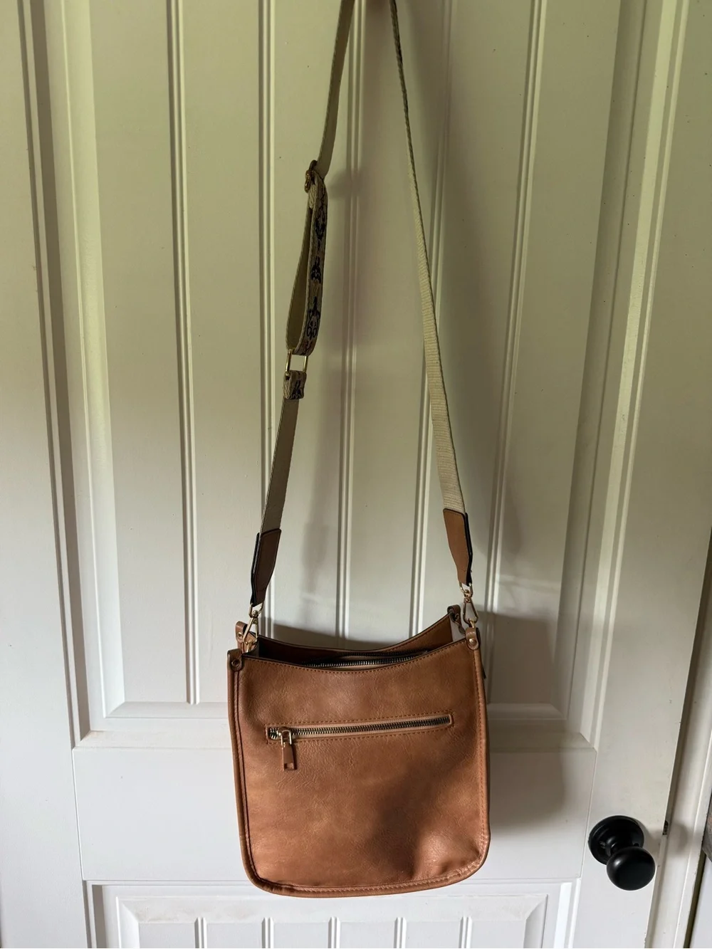 Telena brand Tan/Brown Leather Crossbody Bag